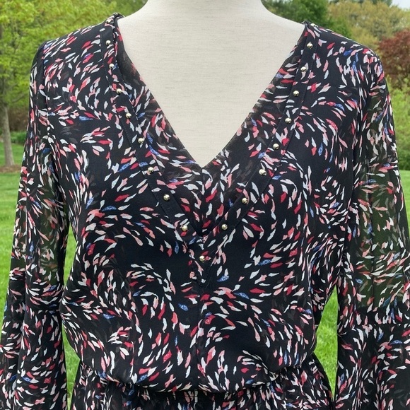 WHBM Flowy Print Long Sleeve Dress Black - Picture 8 of 16